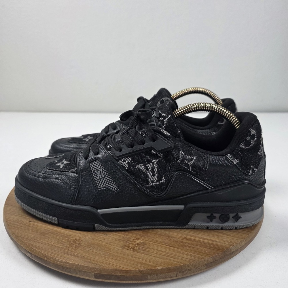Louis Vuitton Shoes Mens 9 Black Monogram Denim Leather Low Top Sneakers Italy
